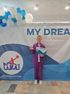 IMG-04d4b8527750c00441dc097e3822ce6d-V