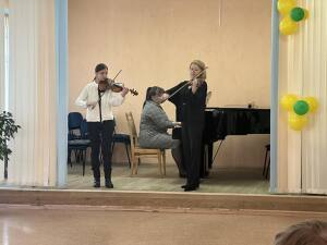 IMG-091066afd03c686c13ce6f378b9a5d22-V