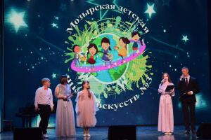 IMG-7e879ab2ce7f1a7b008cb681daff9457-V