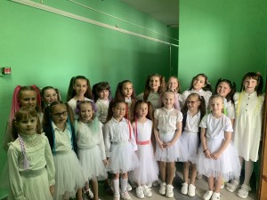 IMG-8b1259edee72b9b38b67dad3e95172f0-V