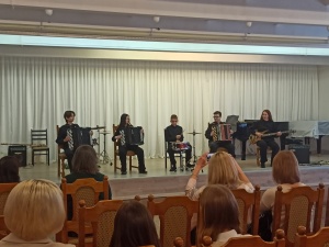 IMG-b1521189b6e4b2182dc42eeb9c36ac8e-V