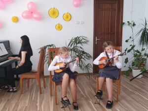 IMG-fe0c042f51be5cf2299042b20f533b98-V